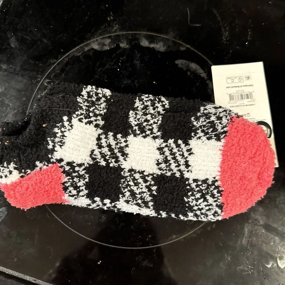Ladies No BoundariesPink Black White Check Low Cut Cozy Socks 1 Pairs Size 4-10